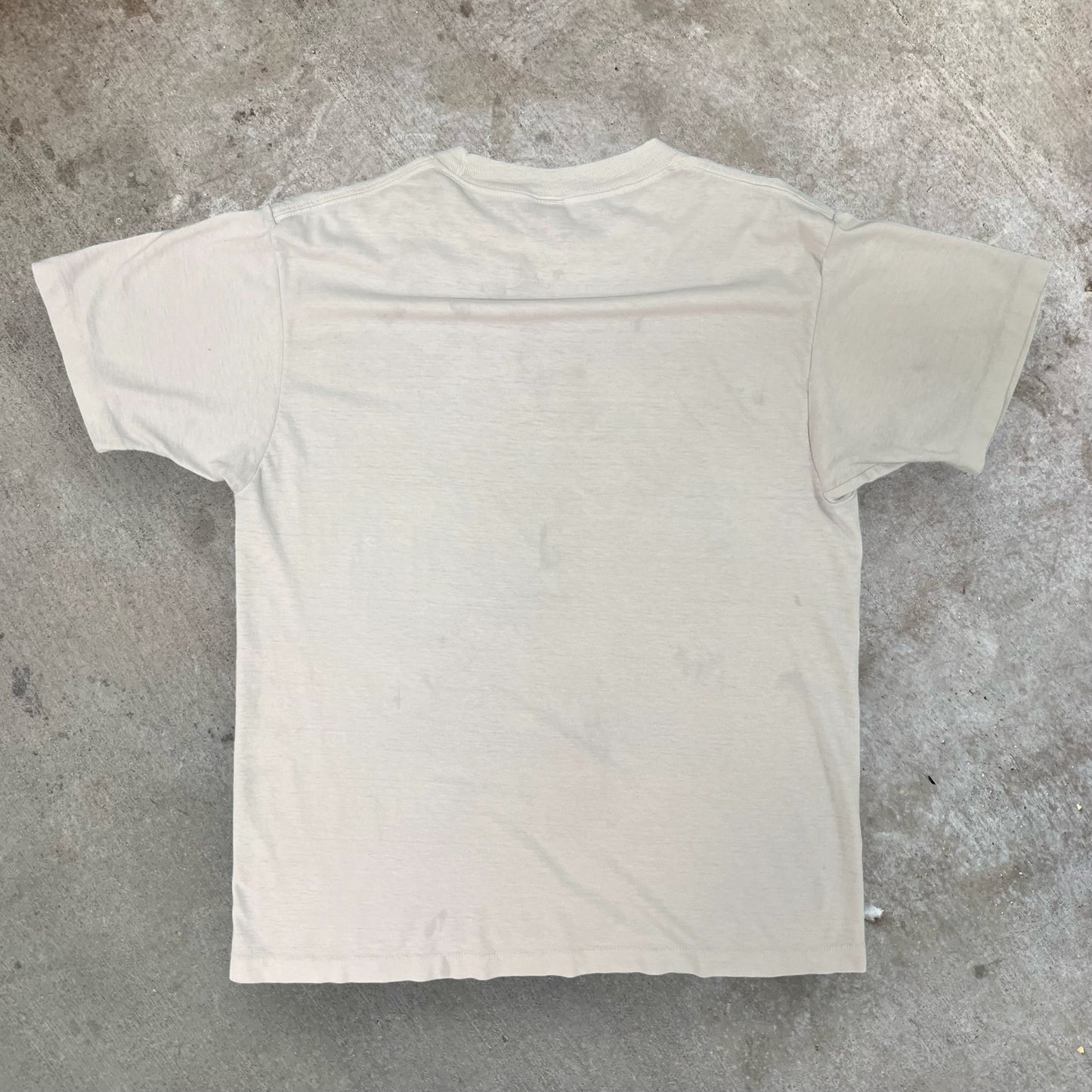 (L) 1989 Taz Peace Tshirt