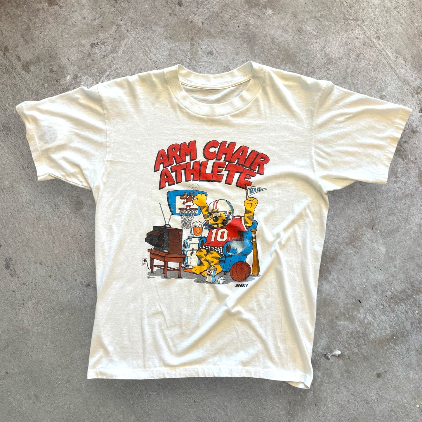 (L) 80s Arm Chair Athlete Comedy Tshirt