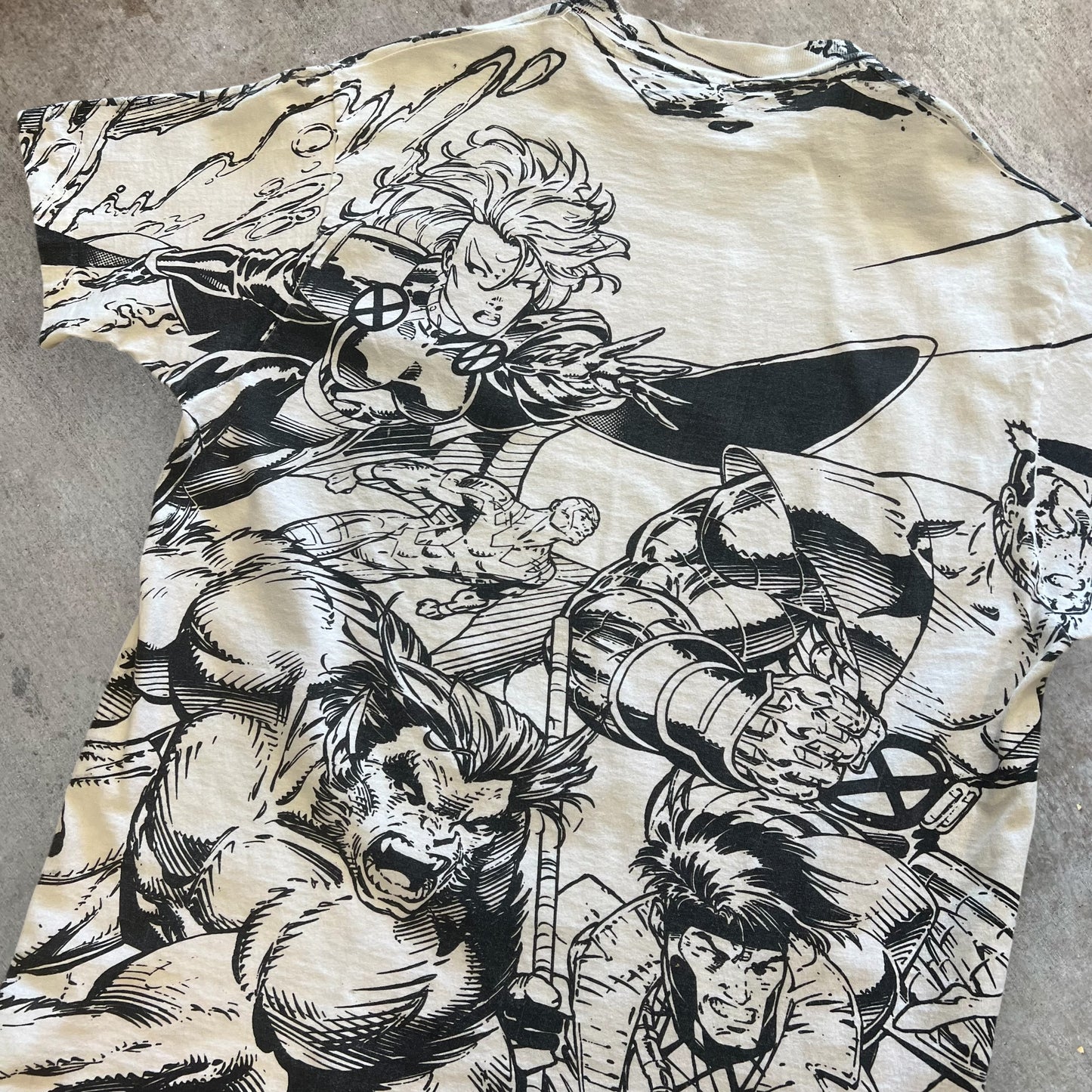 (L) 1991 Rare Mega Print T-shirt