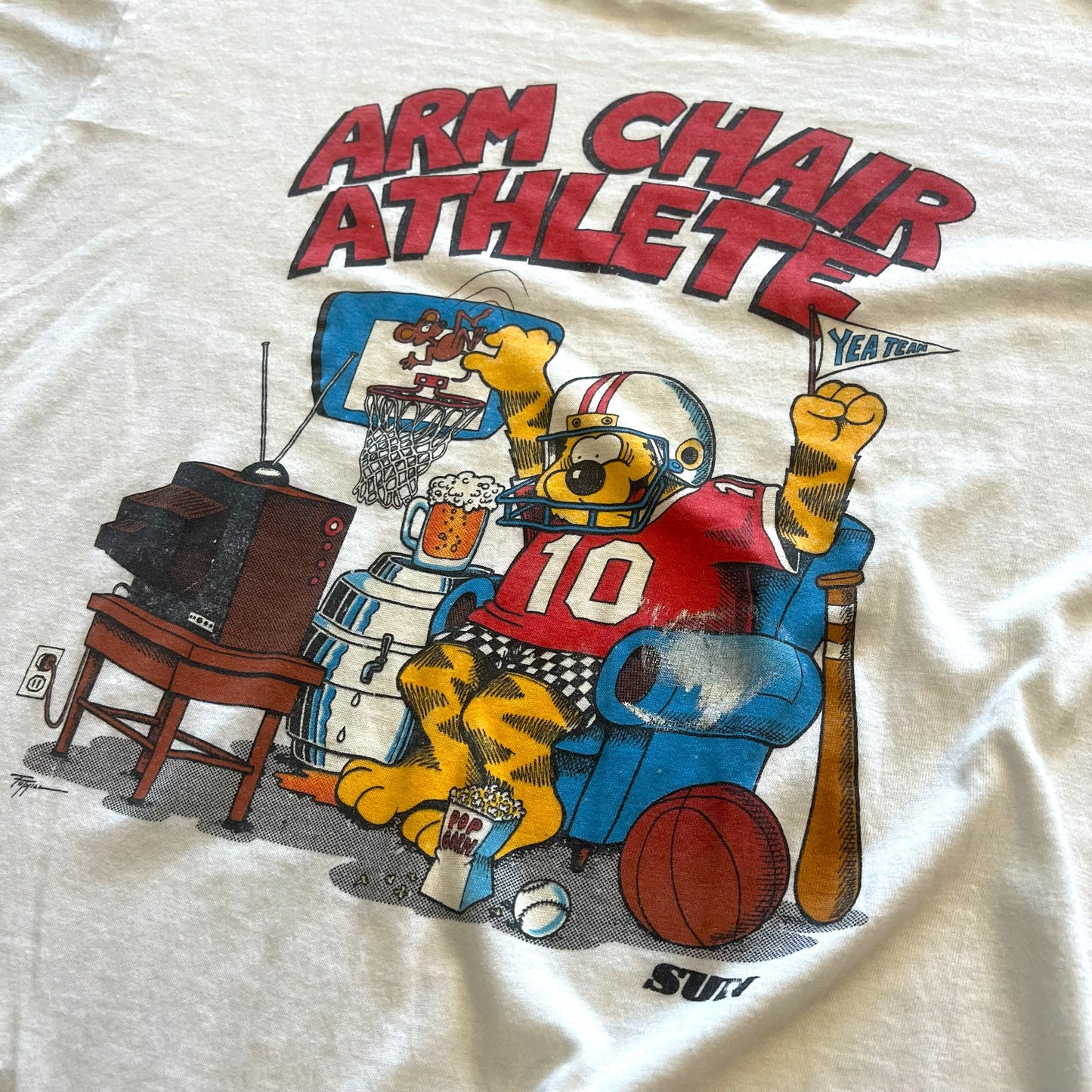 (L) 80s Arm Chair Athlete Comedy Tshirt