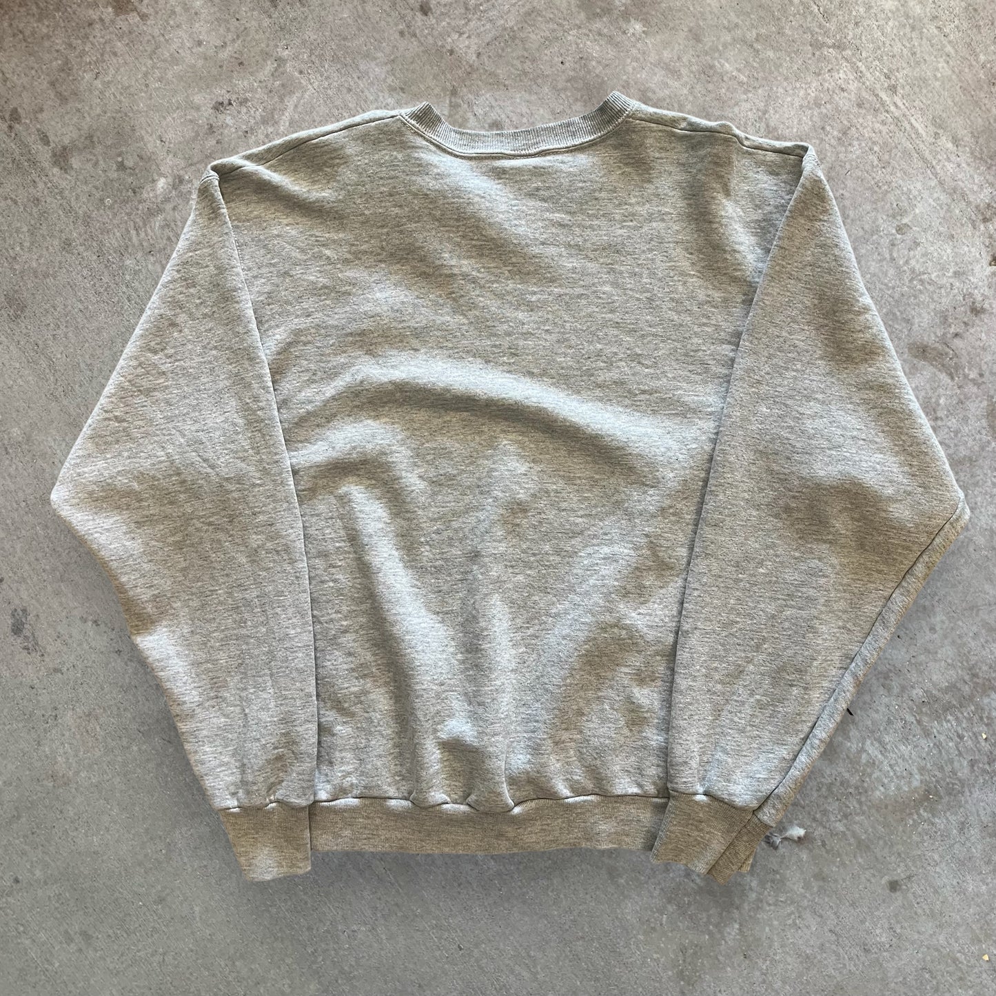 (XL) 90s Taz Embroidered Crewneck