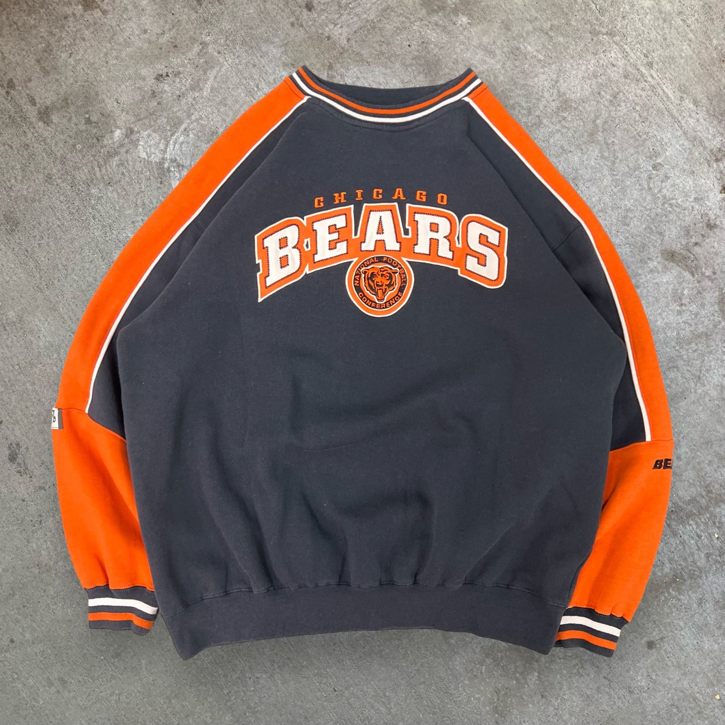 (XL) Chicago Bears Embroidered Crewneck