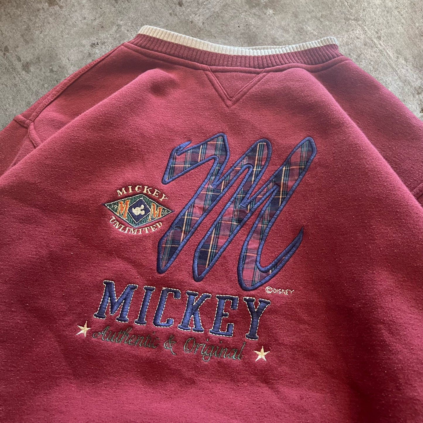 (XL) 90s Mickey Mouse Embroidered Crewneck