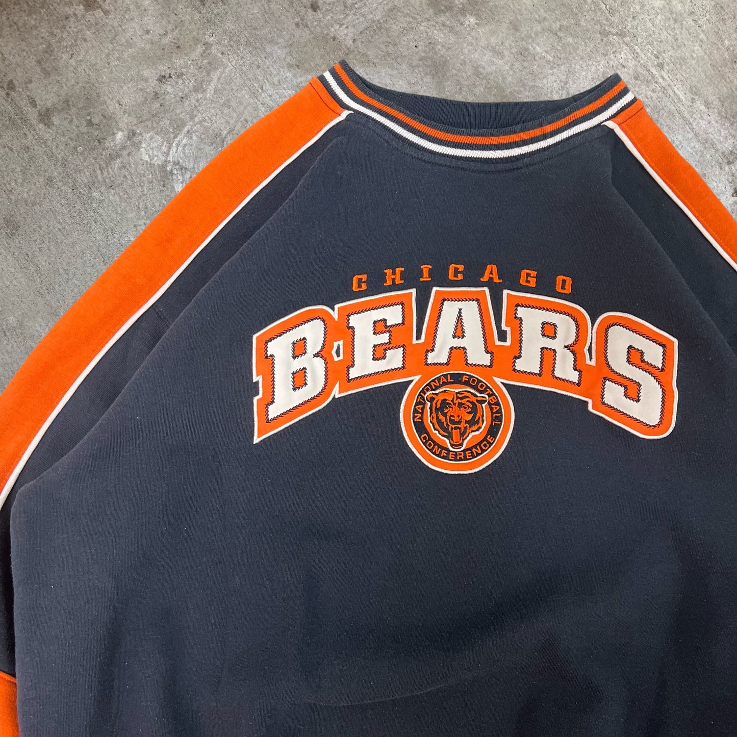 (XL) Chicago Bears Embroidered Crewneck