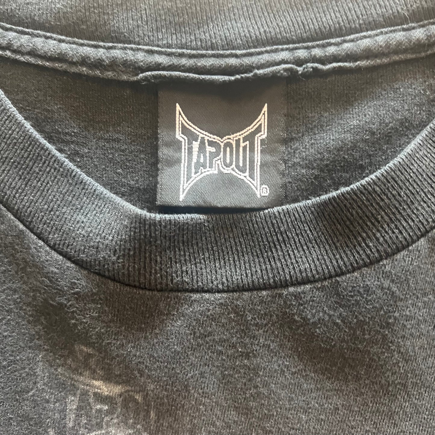 (XL) 2000s Tapout ‘Charles Lewis’ Tshirt