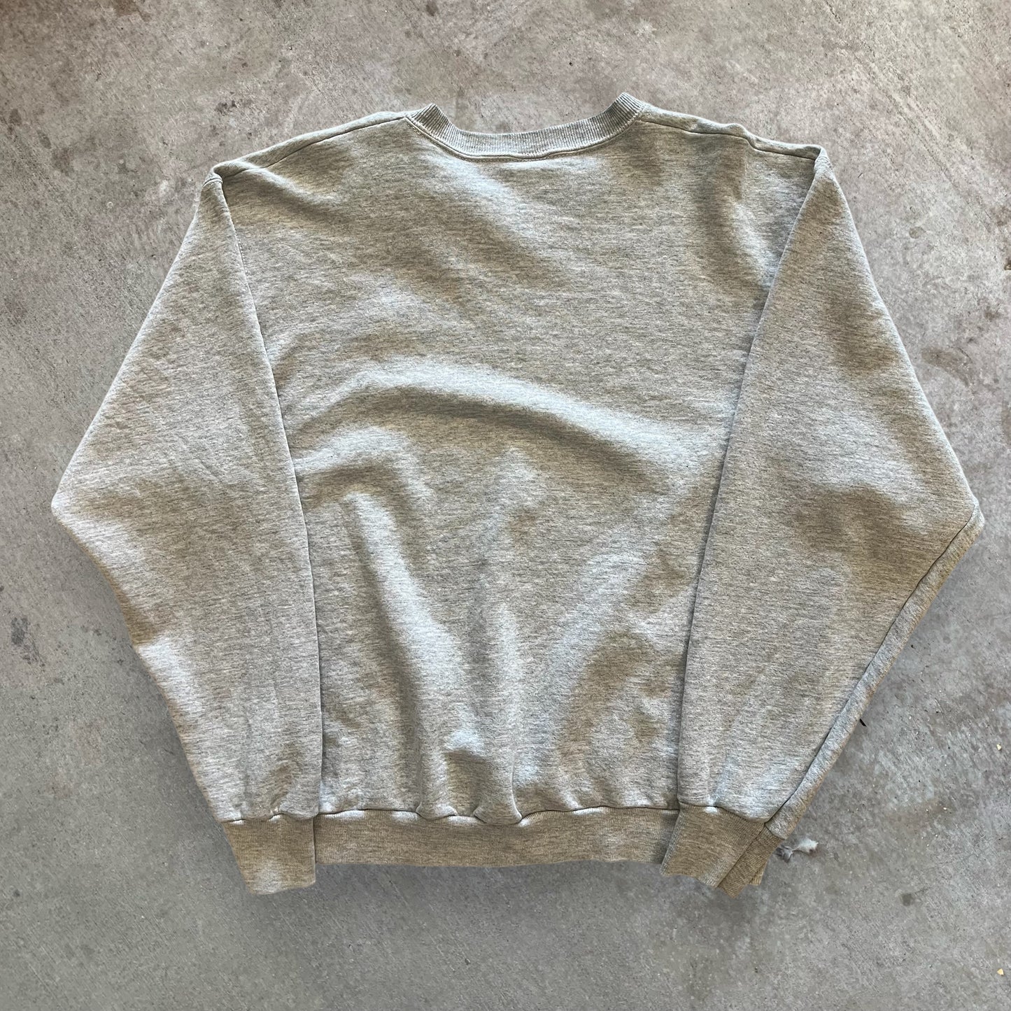 (XL) 90s Taz Embroidered Crewneck